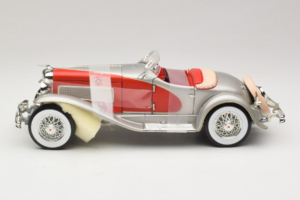 Duesenberg SJ Clark Gable's Car Srebrny Czerwony ERTL 1:18 7962 Metal — zdjęcie 3 z 6