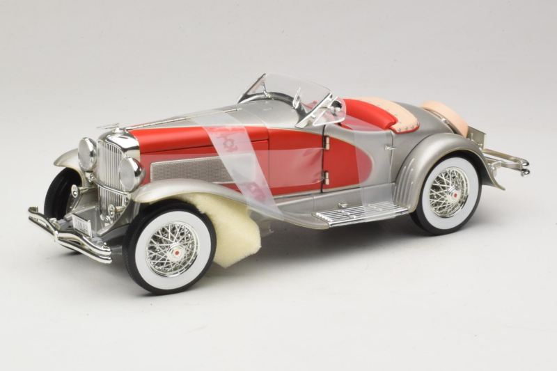 Duesenberg SJ Clark Gable's Car Srebrny Czerwony ERTL 1:18 7962 Metal