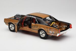 Oldsmobile 442 Hurst Hairy Olds Twin-Engine 4WD 1966 Highway 61 1:18 50089 Metal — zdjęcie 5 z 8
