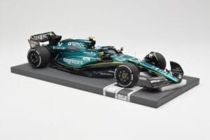 Aston Martin AMR23 #14 F. Alonso 3rd Place Saudi Arabian GP 2023 Minichamps 1:18 117230214 Metal — zdjęcie 4 z 7