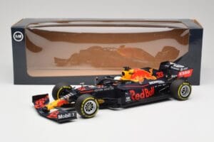 Aston Martin Red Bull Racing RB16 #33 M. Verstappen Abu Dhabi GP Winner 2020 Minichamps 1:18 110201733 Metal — zdjęcie 7 z 7