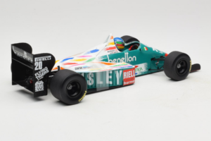 Benetton B186 #20 G. Berger F1 1986 Minichamps 1:18 80439418130 Metal — zdjęcie 2 z 6