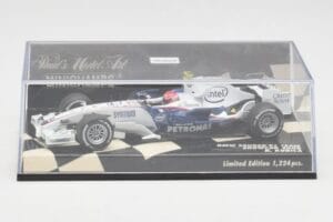 BMW Sauber F1.08 #4 R. Kubica Showcar 2008 Minichamps 1:43 400080084 Metal — zdjęcie 5 z 5
