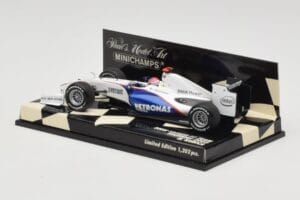 BMW Sauber F1.09 #4 R. Kubica Showcar 2009 Minichamps 1:43 400090075 Metal — zdjęcie 3 z 5