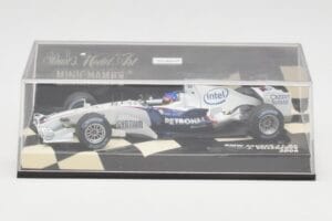 BMW Sauber F1.06 #11 J. Villeneuve F1 2006 Minichamps 1:43 400060017 Metal — zdjęcie 5 z 5