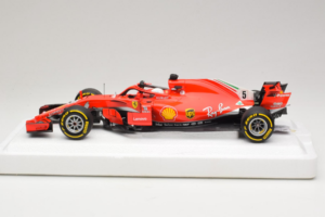 Ferrari SF71-H #5 S. Vettel Australian GP Winner 2018 BBR 1:18 BBR181805 Metal — zdjęcie 3 z 7