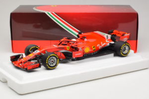 Ferrari SF71-H #5 S. Vettel Australian GP Winner 2018 BBR 1:18 BBR181805 Metal — zdjęcie 7 z 7