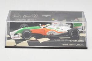Force India Mercedes VJM02 #21 G. Fisichella Showcar 2009 Minichamps 1:43 400090091 Metal — zdjęcie 5 z 5
