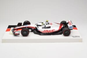 Haas VF-22 #47 M. Schumacher Bahrain GP 2022 Minichamps 1:18 147220147 Metal