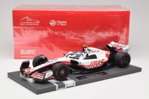 Haas VF-22 #47 M. Schumacher Brazilian GP 2022 Minichamps 1:18 117222147 Żywica — zdjęcie 7 z 7