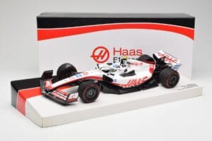 Haas VF-22 #47 M. Schumacher British GP Points 2022 Minichamps 1:18 147221047 Metal — zdjęcie 6 z 6