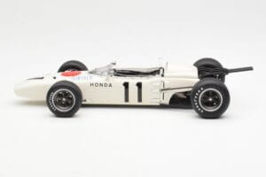 Honda RA272 #11 R. Ginther Mexican Grand Prix 1965 AUTOart 1:18 86597 Metal — zdjęcie 4 z 8