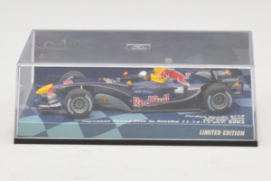 Jordan EJ12 Honda T. Sato F1 2002 Minichamps 1:43 403020110 Metal — zdjęcie 5 z 5