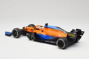 McLaren MCL35M #3 D. Ricciardo Italian GP Winner 2021 Minichamps 1:18 530213303 Żywica — zdjęcie 5 z 7