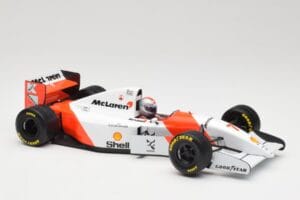 McLaren Ford MP4/8 #7 M. Andretti European GP 1993 Minichamps 1:18 530931827 Żywica — zdjęcie 4 z 7