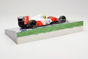McLaren Ford MP4/8 #8 A. Senna Winner Australian GP 1993 Minichamps 1:18 543933838 Metal — zdjęcie 3 z 7