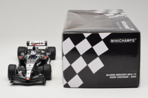 McLaren MP4/19 Mercedes D. Coulthard F1 2004 Minichamps 1:18 530041805 Metal — zdjęcie 6 z 7