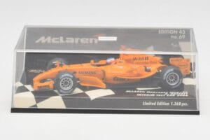 McLaren Mercedes MP4-20 G. Paffett Test Car 2006 Minichamps 1:43 530064395 Metal — zdjęcie 5 z 5
