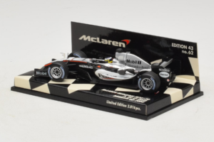 McLaren MP4-20 Mercedes P. de la Rosa F1 2005 Minichamps 1:43 530054315 Metal — zdjęcie 3 z 5