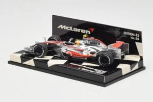 McLaren Mercedes MP4-22 #2 L. Hamilton Race Car 2007 Minichamps 1:43 530074302 Metal — zdjęcie 3 z 5