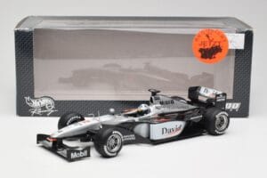 McLaren MP4-15 #2 D. Coulthard F1 2000 Hot Wheels 1:18 26740 Metal — zdjęcie 6 z 6