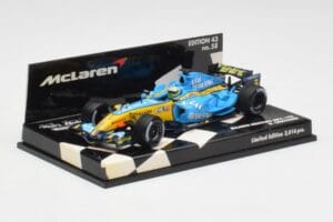 McLaren MP4-19B #5 D. Coulthard F1 2004 Minichamps 1:43 530044315 Metal — zdjęcie 3 z 5