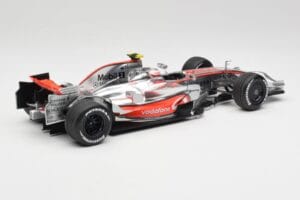 McLaren MP4-22 #2 L. Hamilton Canadian GP Winner 2007 Minichamps 1:18 530071822 Metal — zdjęcie 2 z 6