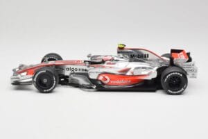 McLaren MP4-22 #2 L. Hamilton Canadian GP Winner 2007 Minichamps 1:18 530071822 Metal — zdjęcie 3 z 6