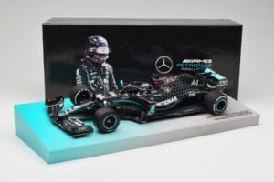 Mercedes AMG Petronas W11 #44 L. Hamilton Winner British GP 2020 Minichamps 1:18 113200444 Metal — zdjęcie 7 z 7