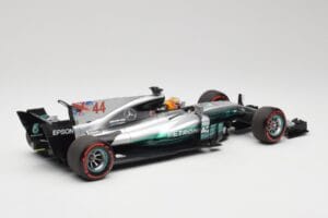 Mercedes AMG W08 EQ Power+ Petronas #44 L. Hamilton F1 World Champion 2017 Minichamps 1:18 186170044 Żywica — zdjęcie 2 z 7