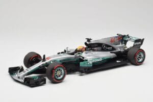 Mercedes AMG W08 EQ Power+ Petronas #44 L. Hamilton F1 World Champion 2017 Minichamps 1:18 186170044 Żywica