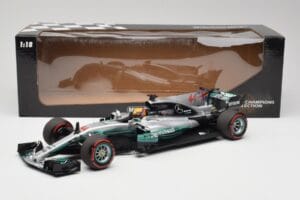 Mercedes AMG W08 EQ Power+ Petronas #44 L. Hamilton F1 World Champion 2017 Minichamps 1:18 186170044 Żywica — zdjęcie 7 z 7