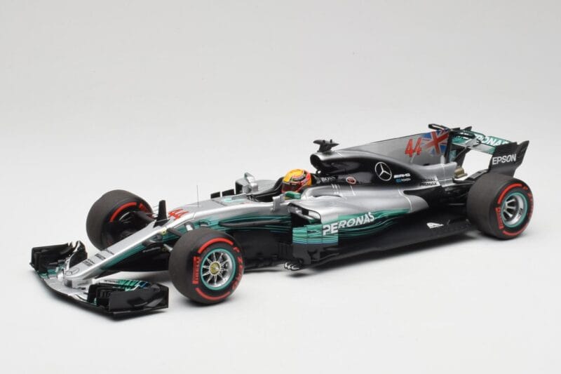 Mercedes AMG W08 EQ Power+ Petronas #44 L. Hamilton F1 World Champion 2017 Minichamps 1:18 186170044 Żywica