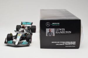 Mercedes AMG W13 E Performance Petronas #44 L. Hamilton Brazilian GP 2022 Minichamps 1:18 110222144 Żywica — zdjęcie 6 z 7