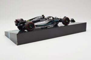 Mercedes AMG W14 E Performance Petronas #44 L. Hamilton Australian GP 2023 Minichamps 1:18 113230144 Żywica — zdjęcie 3 z 7