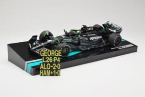 Mercedes AMG W14 E Performance Petronas #63 G. Russell Bahrain GP 2023 Minichamps 1:18 113230163 Żywica — zdjęcie 2 z 7