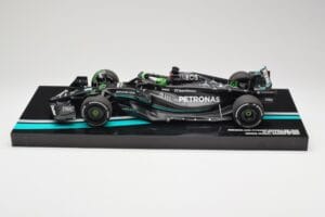 Mercedes AMG W14 E Performance Petronas #63 G. Russell Bahrain GP 2023 Minichamps 1:18 113230163 Żywica