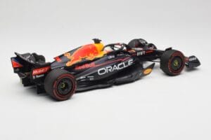 Oracle Red Bull Racing RB18 #1 M. Verstappen Winner Belgian GP 2022 Minichamps 1:18 110221401 Metal — zdjęcie 2 z 7
