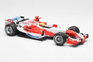 Panasonic Toyota Racing TF106 #8 R. Schumacher F1 2006 Minichamps 1:18 100060007 Metal — zdjęcie 4 z 6