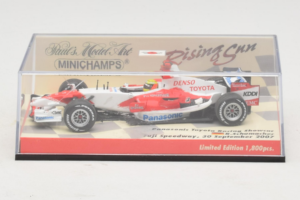 Panasonic Toyota Racing TF107 R. Schumacher F1 Showcar 2007 Minichamps 1:43 403070081 Metal — zdjęcie 5 z 5