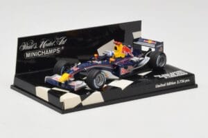 Red Bull Racing D. Coulthard Showcar 2005 Minichamps 1:43 400050084 Metal — zdjęcie 2 z 5