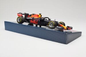 Red Bull Racing Honda RB16B #33 M. Verstappen Emilia Romagna GP 2021 Case Edition Minichamps 1:18 113210133 Żywica — zdjęcie 4 z 7