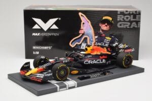 Oracle Red Bull Racing RB18 #33 M. Verstappen Belgian GP 2022 Minichamps 1:18 113221401 Żywica — zdjęcie 7 z 7