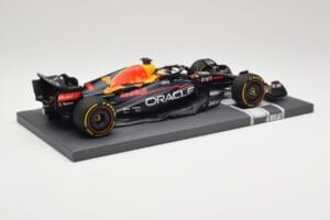 Oracle Red Bull Racing RB18 #33 M. Verstappen Mexican GP 2022 Minichamps 1:18 113222001 Żywica — zdjęcie 3 z 7