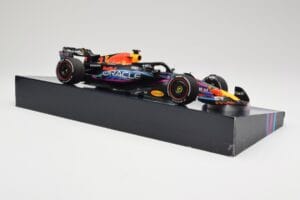Oracle Red Bull Racing RB19 #33 M. Verstappen Miami GP 2023 Case Edition Minichamps 1:18 113233501 Żywica — zdjęcie 4 z 7