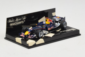 Red Bull Racing RB2 #14 D. Coulthard F1 2006 Minichamps 1:43 400060014 Metal — zdjęcie 2 z 5