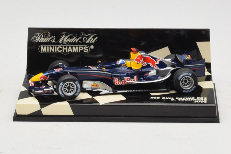 Red Bull Racing RB2 #14 D. Coulthard F1 2006 Minichamps 1:43 400060014 Metal