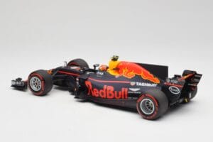 Red Bull Racing RB13 Tag Heuer #33 M. Verstappen Australian GP 2017 Minichamps 1:18 110170033 Żywica — zdjęcie 5 z 7