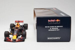 Red Bull Racing RB13 Tag Heuer #33 M. Verstappen Australian GP 2017 Minichamps 1:18 110170033 Żywica — zdjęcie 6 z 7