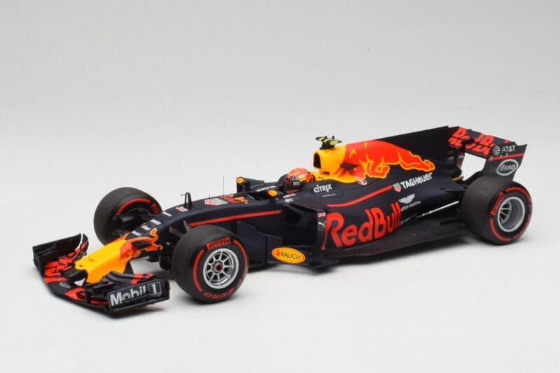 Red Bull Racing RB13 Tag Heuer #33 M. Verstappen Australian GP 2017 Minichamps 1:18 110170033 Żywica